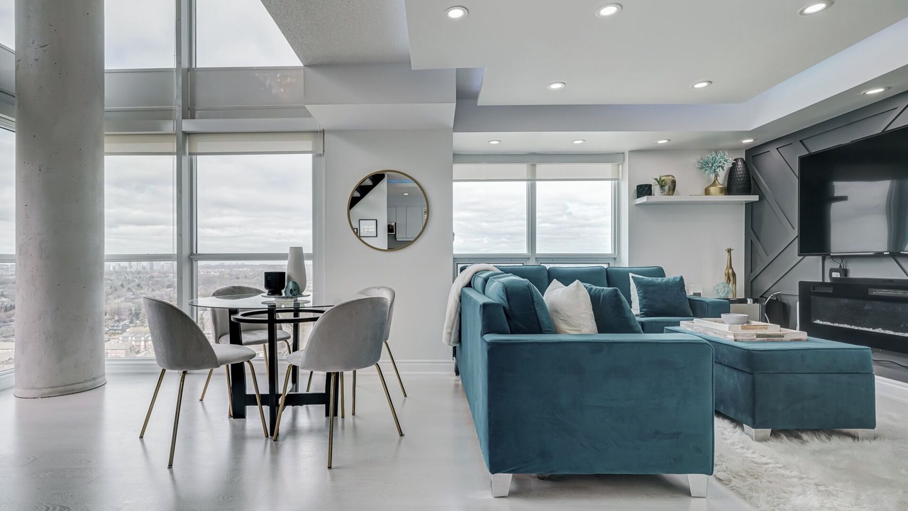 Photo of Livingroom in Humber Bay