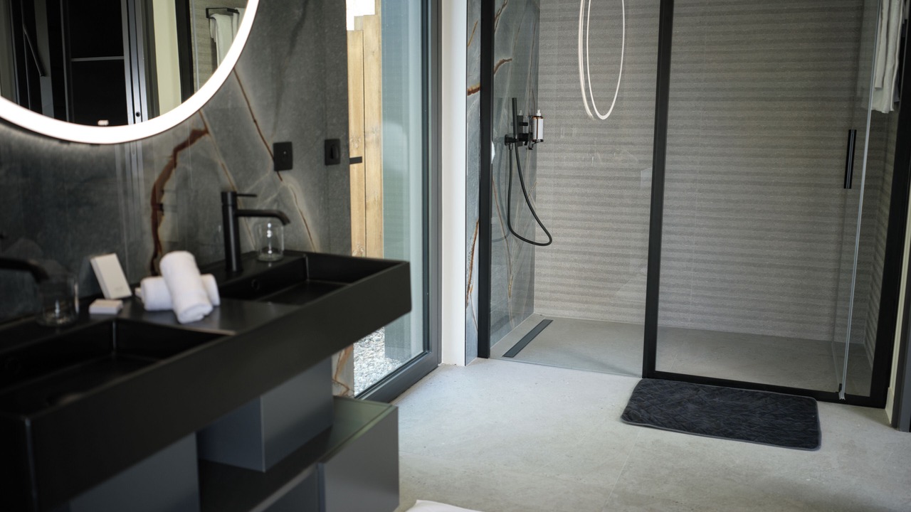 Photo of Bathroom in Saint-Maximin