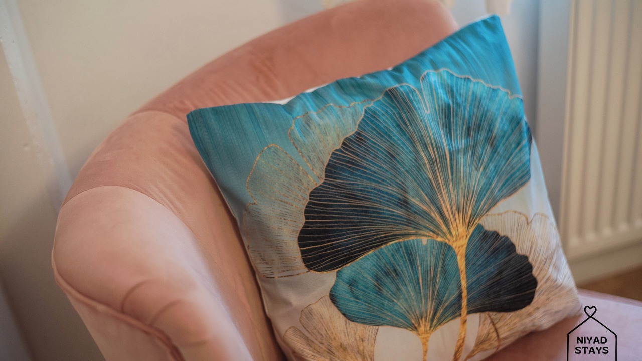 Photo of Others in Tottenham Green