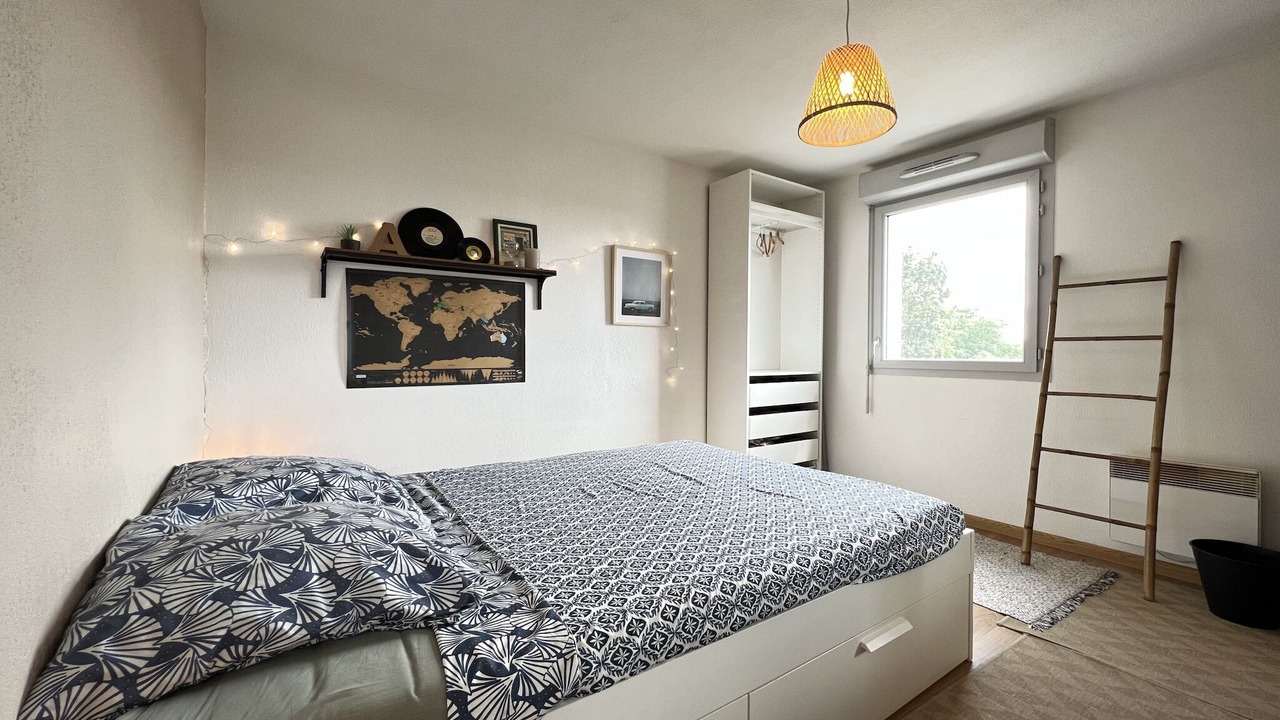 Photo of Bedroom in Bonnefoy-Roseraie-Gramont