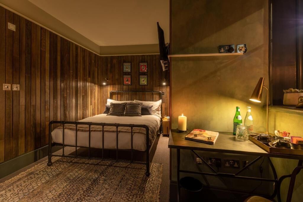 Photo of Bedroom in Fulham Broadway