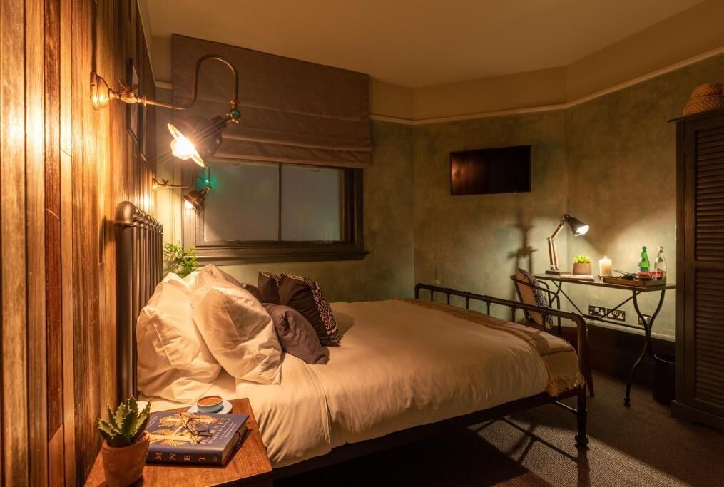 Photo of Bedroom in Fulham Broadway