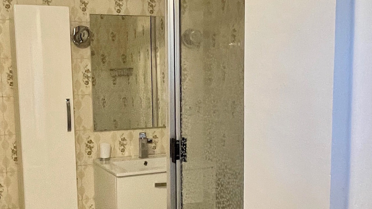 Photo of Bathroom in Oiron