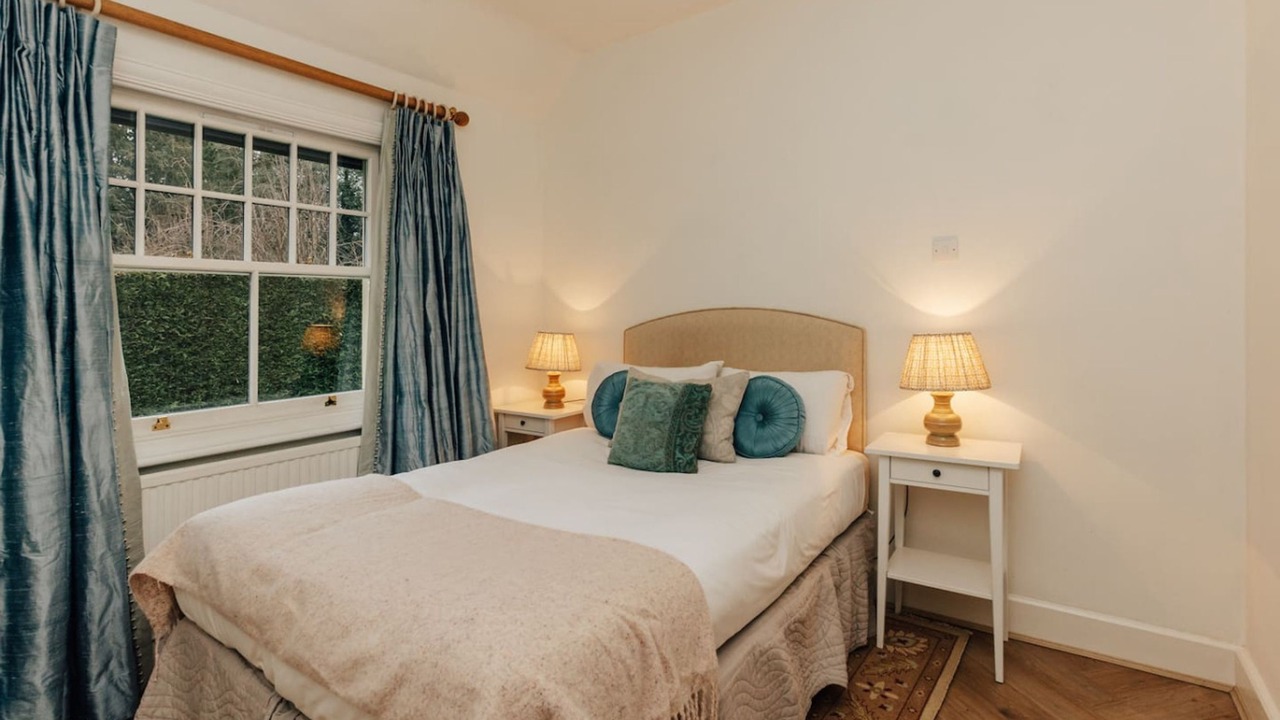 Photo of Others in Henley-on-Thames