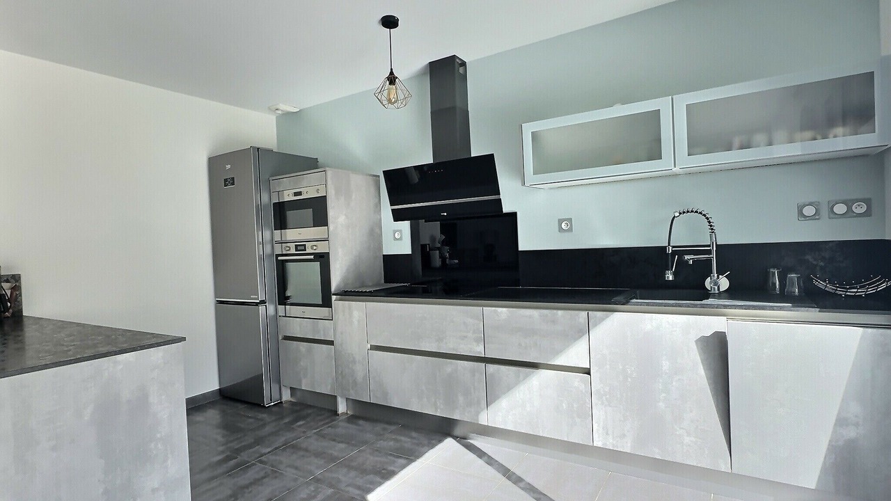 Photo of Kitchen in Saint-Paul-en-Born
