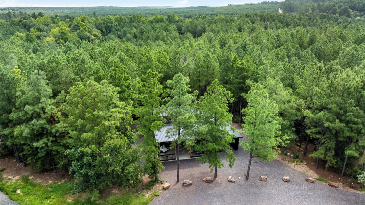 Photo of Outdoor in Pickens