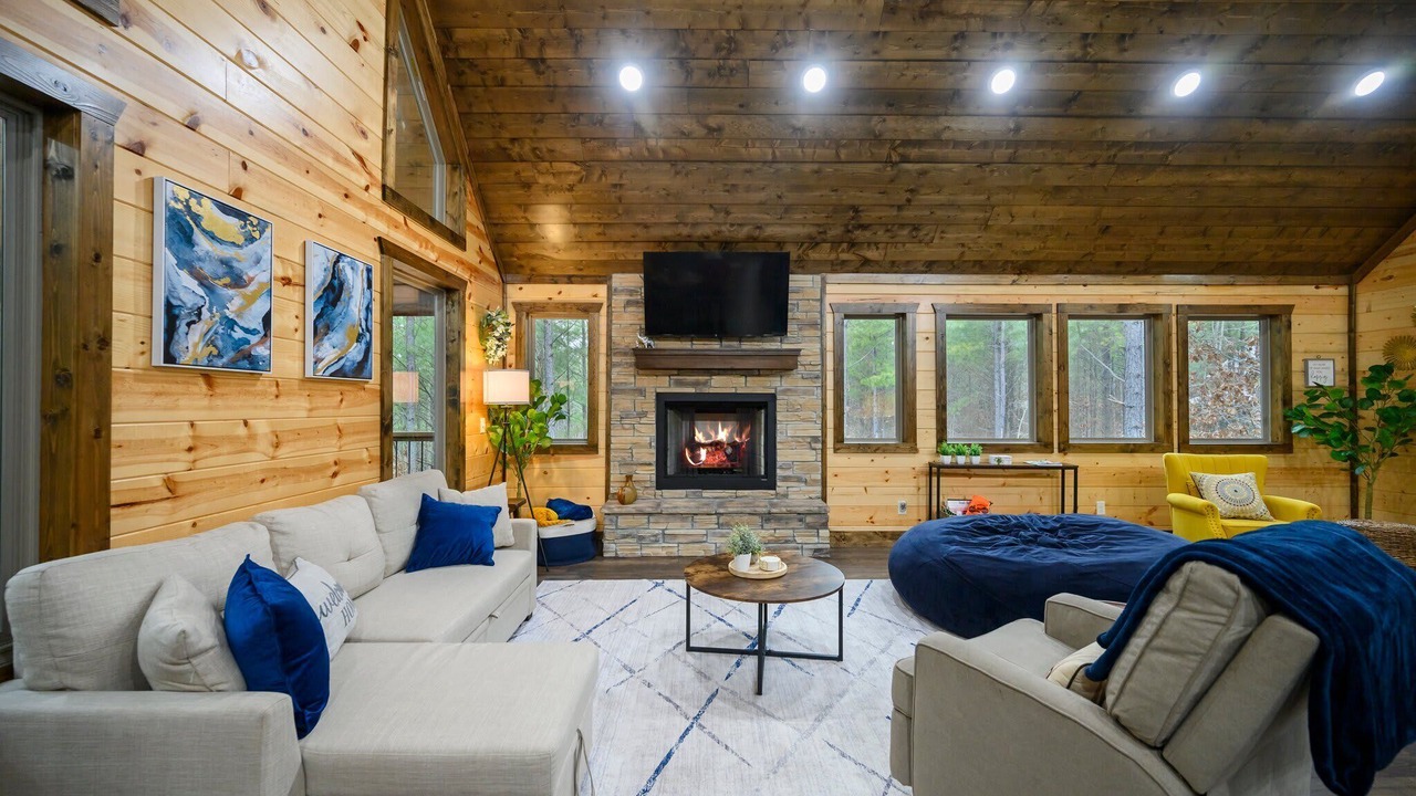 Photo of Livingroom in Pickens