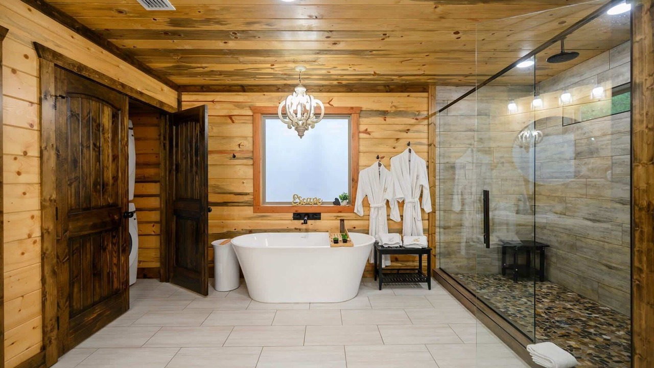 Photo of Bathroom in Pickens
