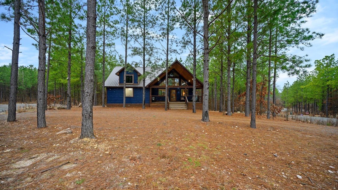 Photo of Outdoor in Pickens