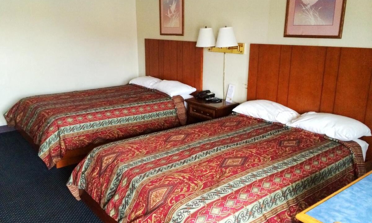 Photo of Bedroom in Edgewood