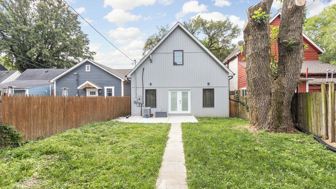 Photo of Outdoor in Fountain Square