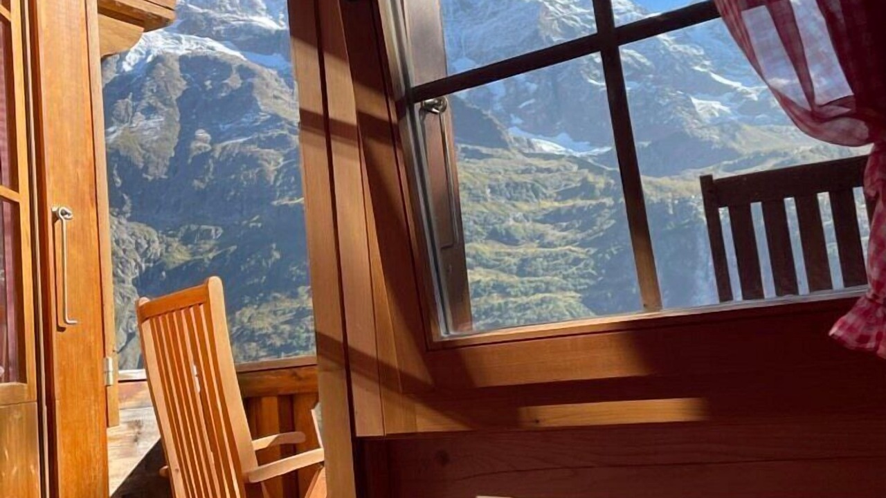 Photo of Patio Balcony in Gimmelwald