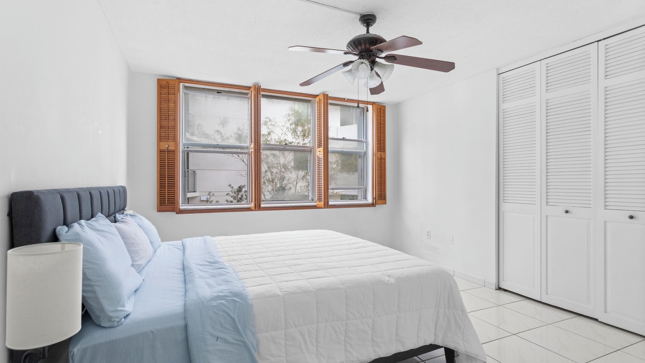 Photo of Others in Bay Harbor Islands