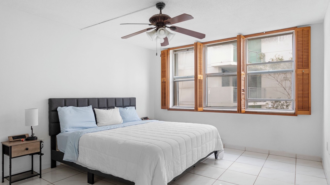 Photo of Others in Bay Harbor Islands