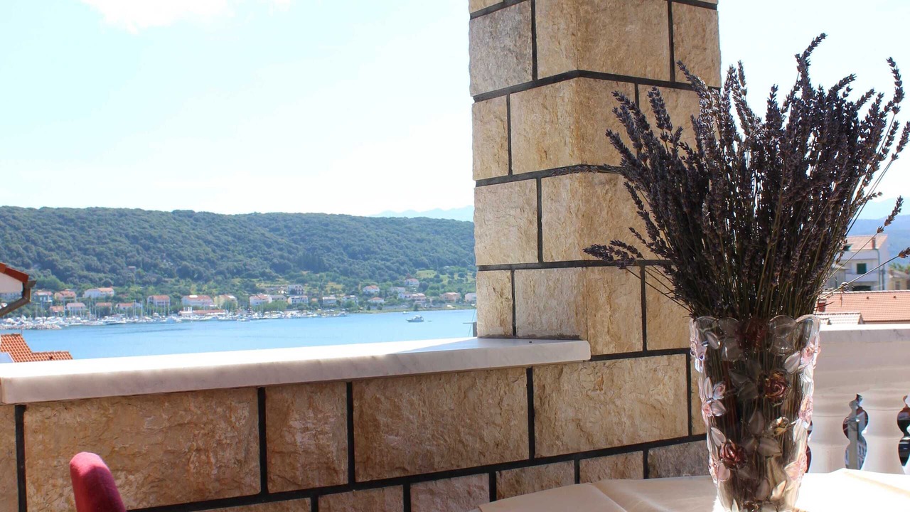 Photo of Patio Balcony in Supetarska Draga