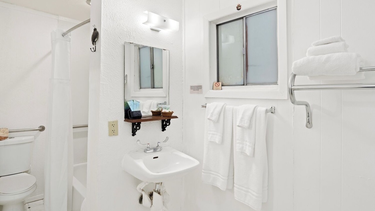 Photo of Bathroom in Glencoe