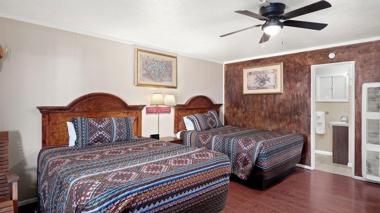 Photo of Bedroom in Glencoe