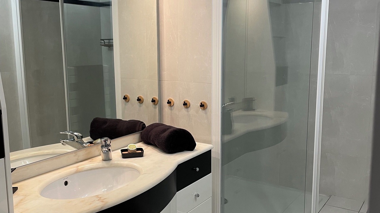 Photo of Others in Epernay