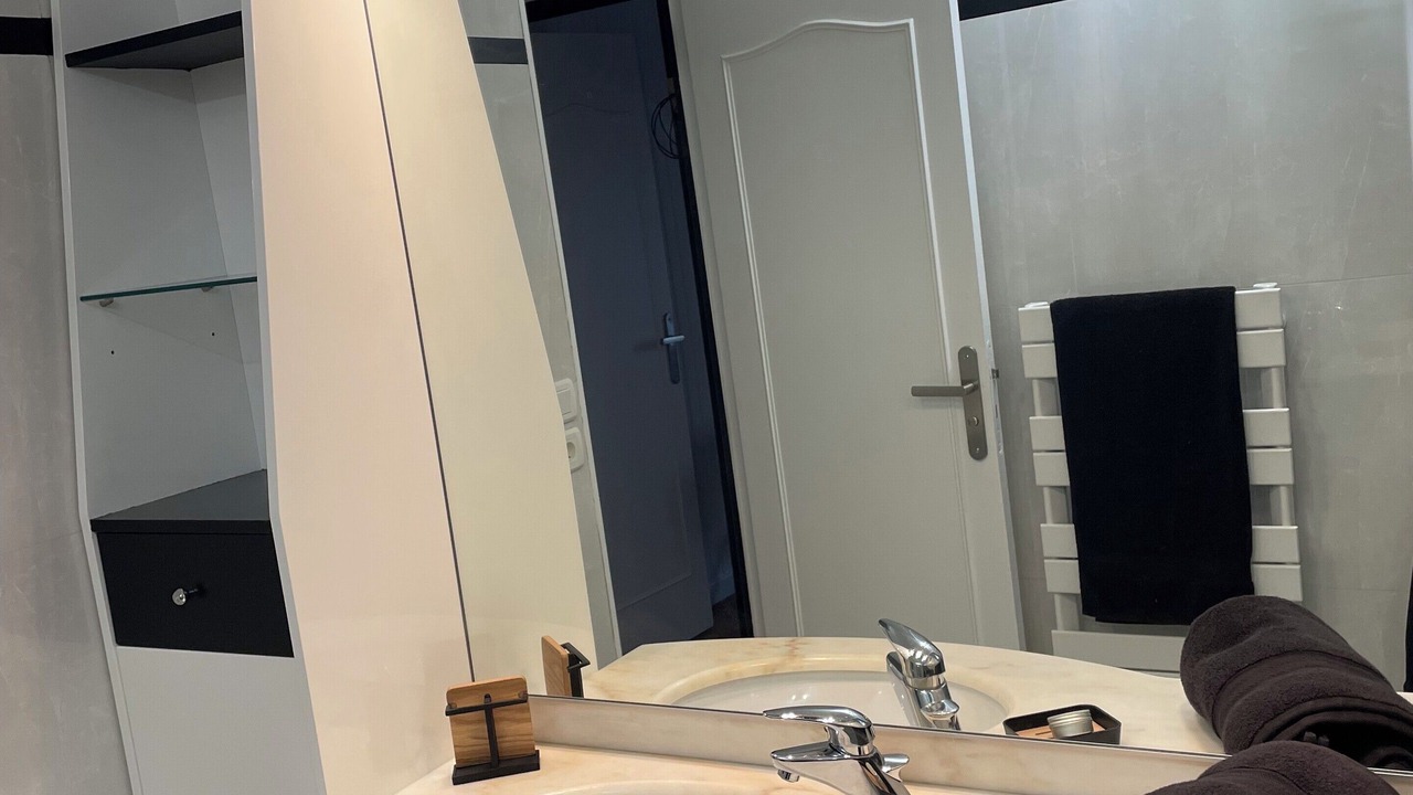 Photo of Others in Epernay