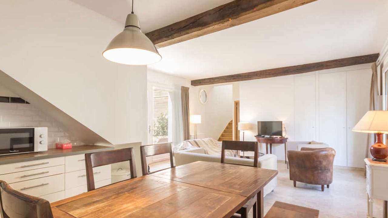 Photo of Others in Bailly