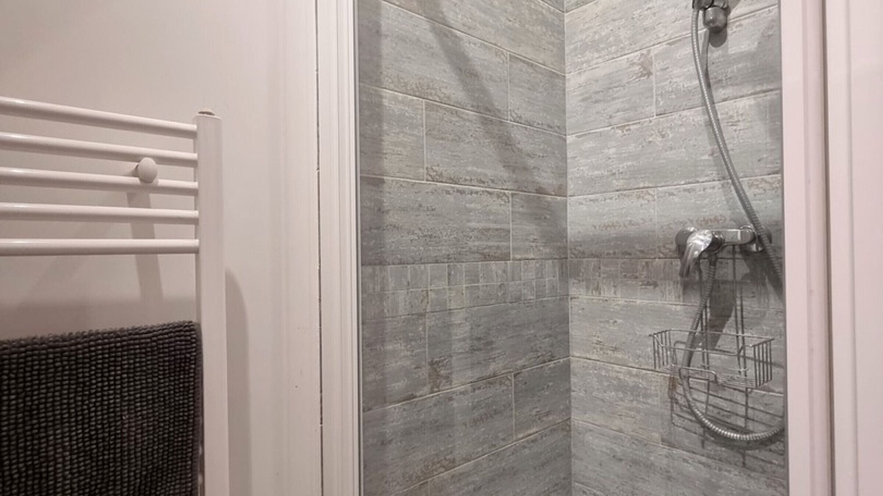 Photo of Bathroom in Bailly