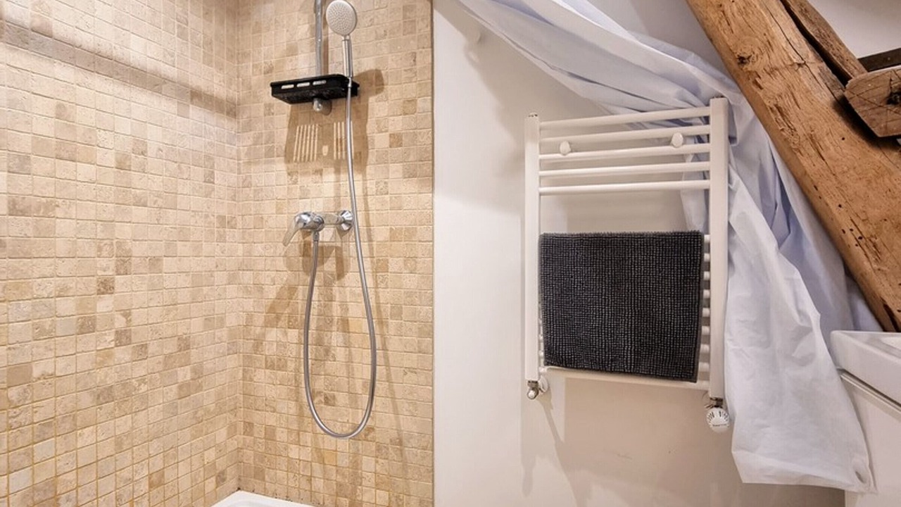 Photo of Bathroom in Bailly