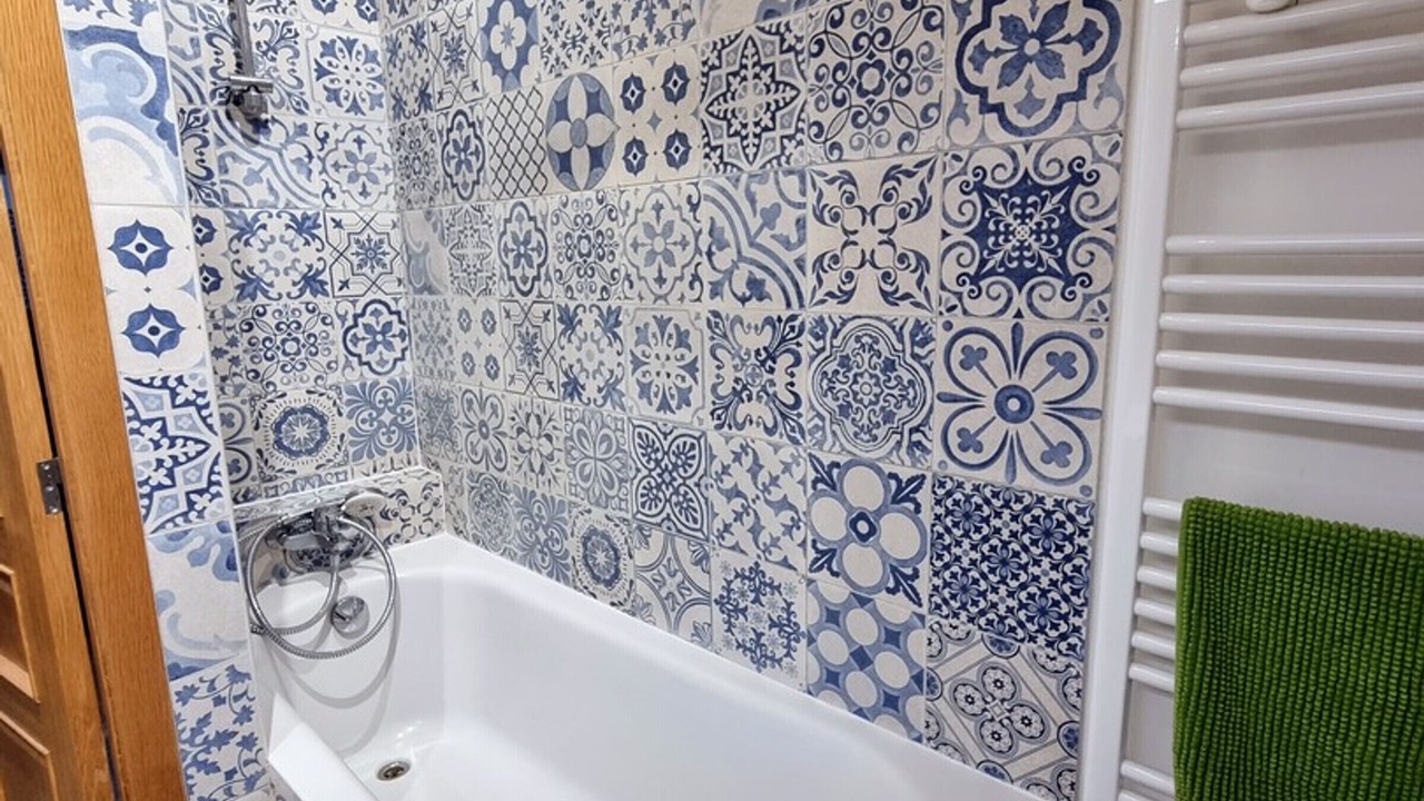 Photo of Bathroom in Bailly