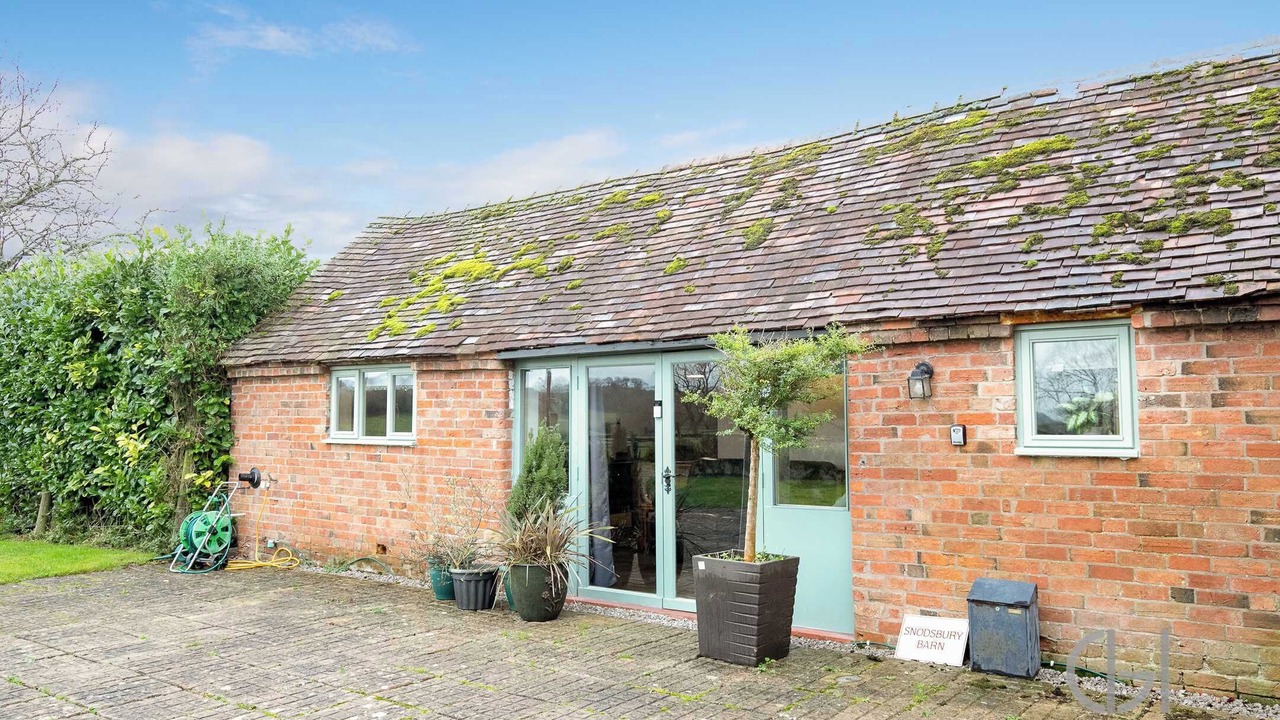 Photo of Outdoor in Broughton Hackett