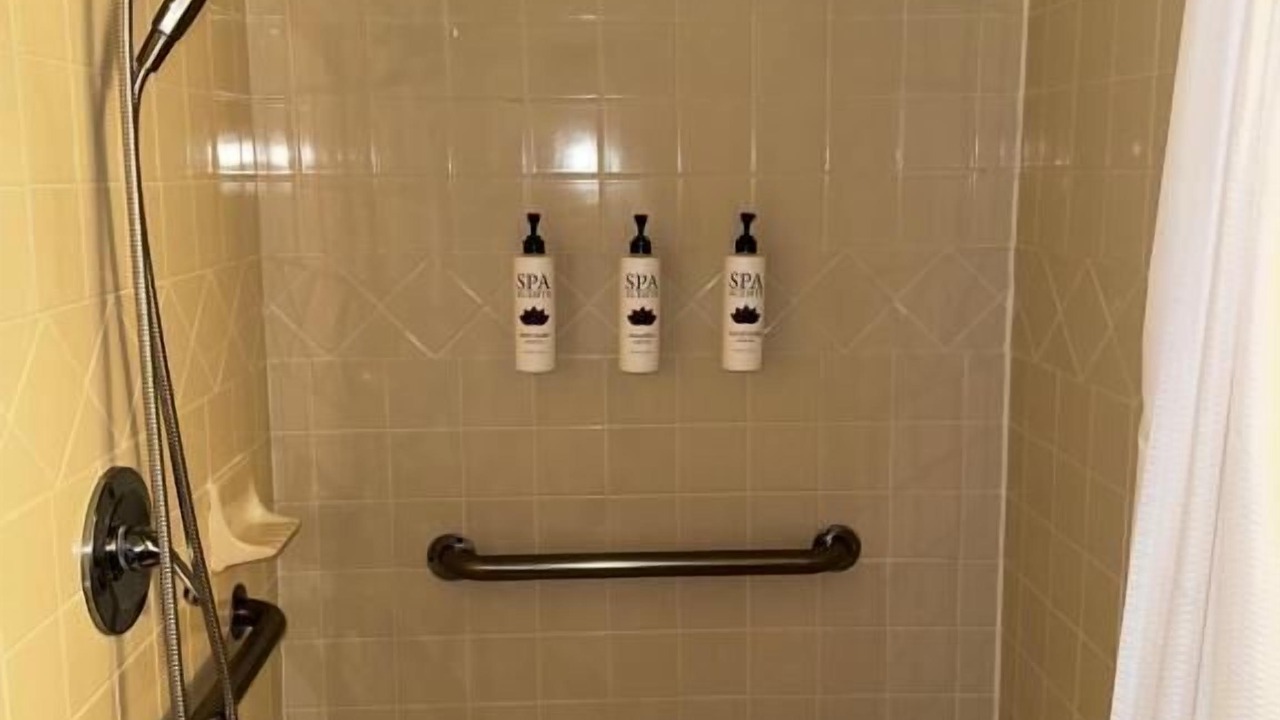 Photo of Bathroom in Lakewood
