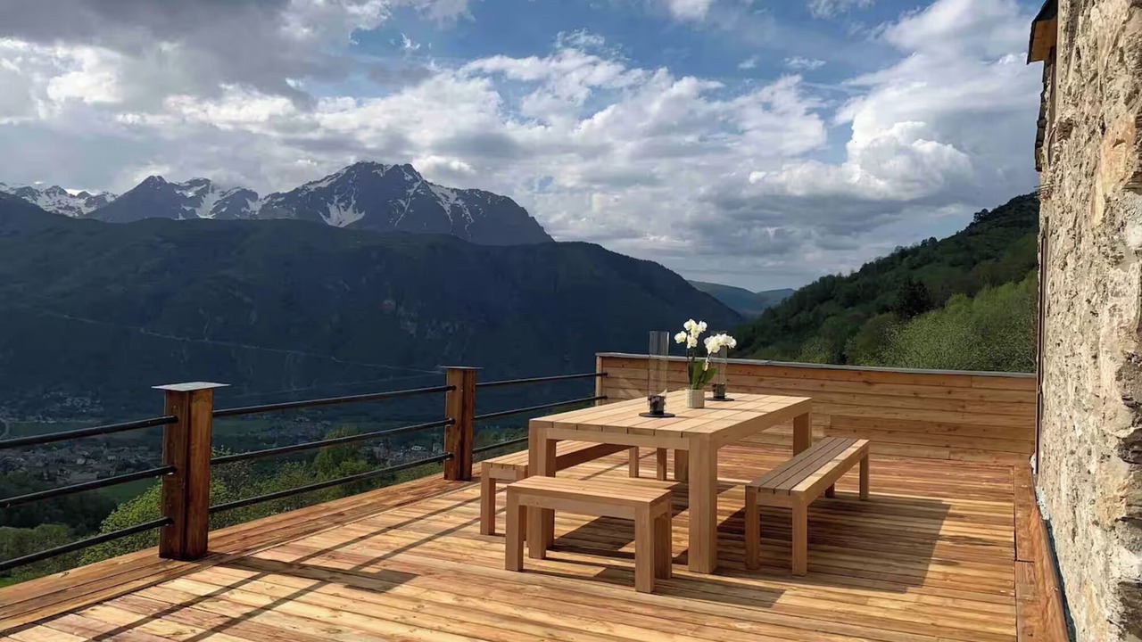 Photo of Outdoor in Azet