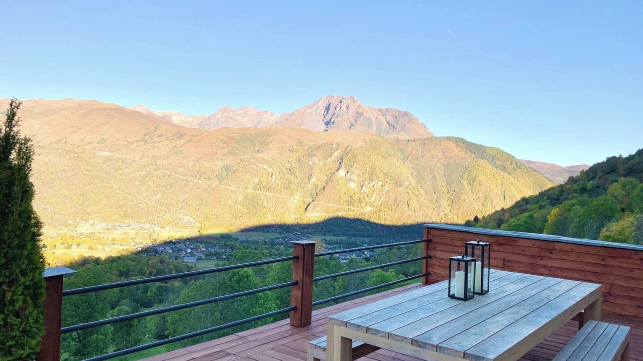 Photo of Outdoor in Azet