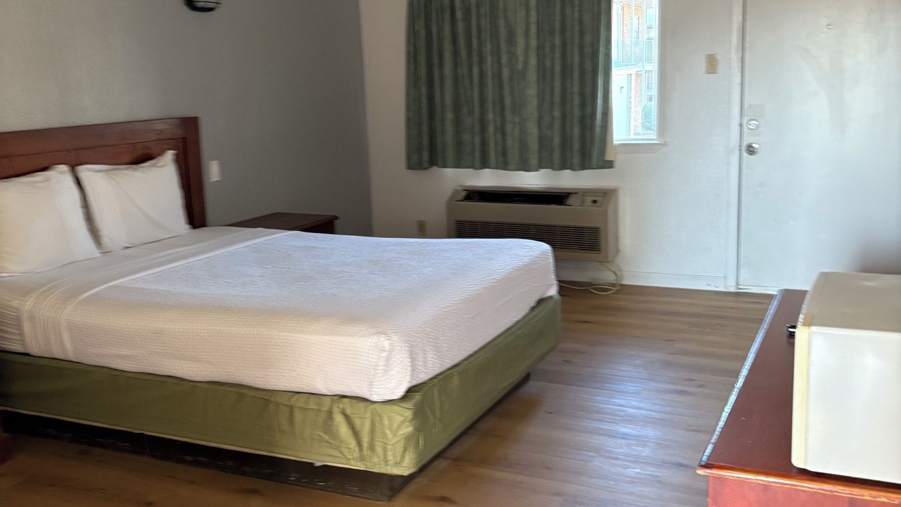 Photo of Bedroom in Longview