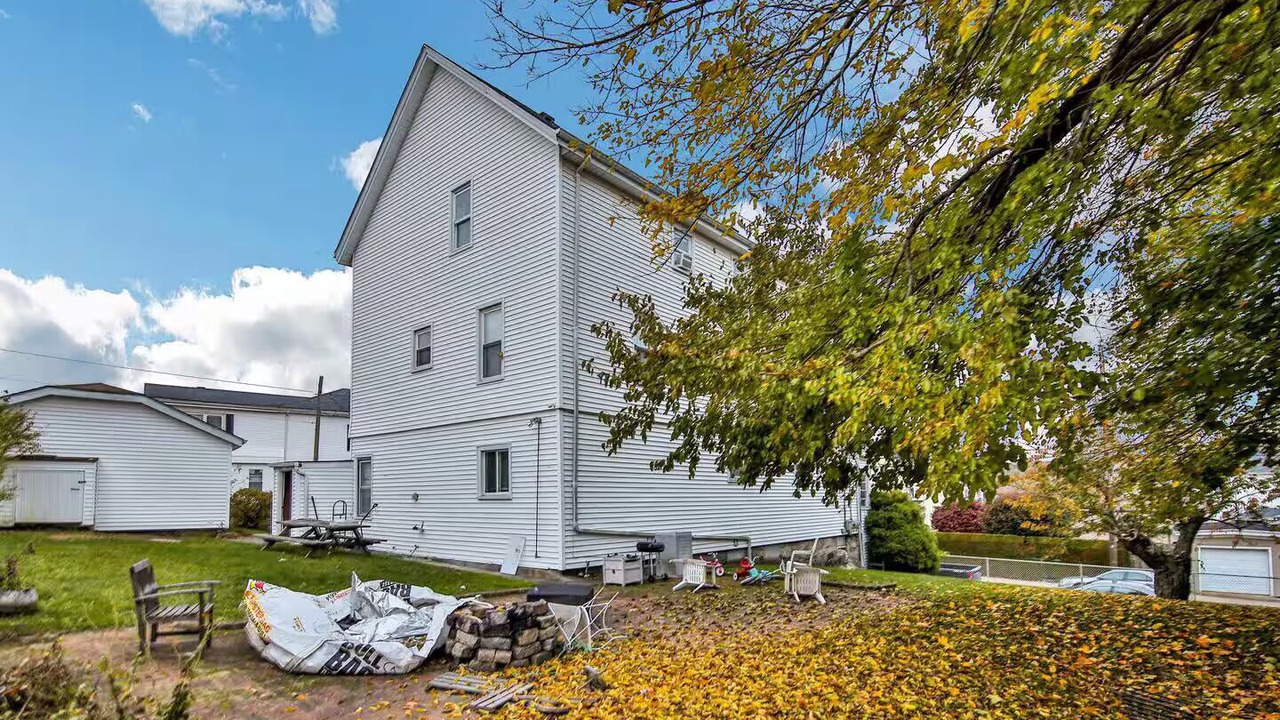 Photo of Outdoor in Fall River