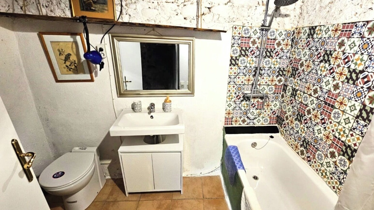 Photo of Bathroom in Bescano