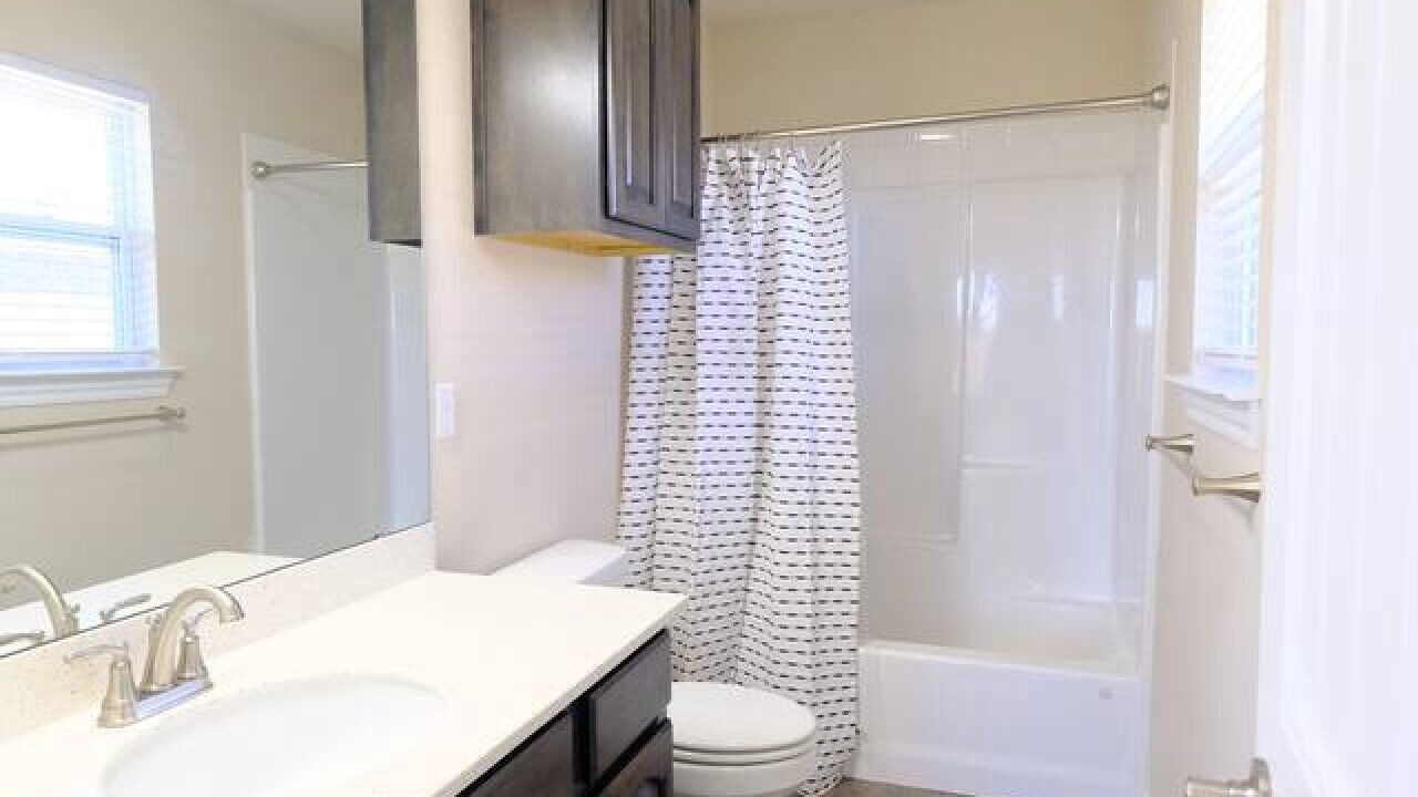 Photo of Bathroom in Altus