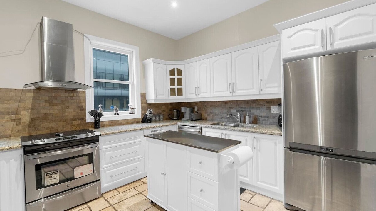 Photo of Kitchen in Church and Wellesley