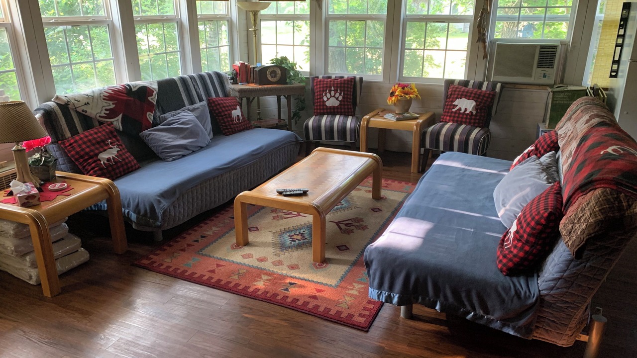 Photo of Livingroom in Winnipeg Beach