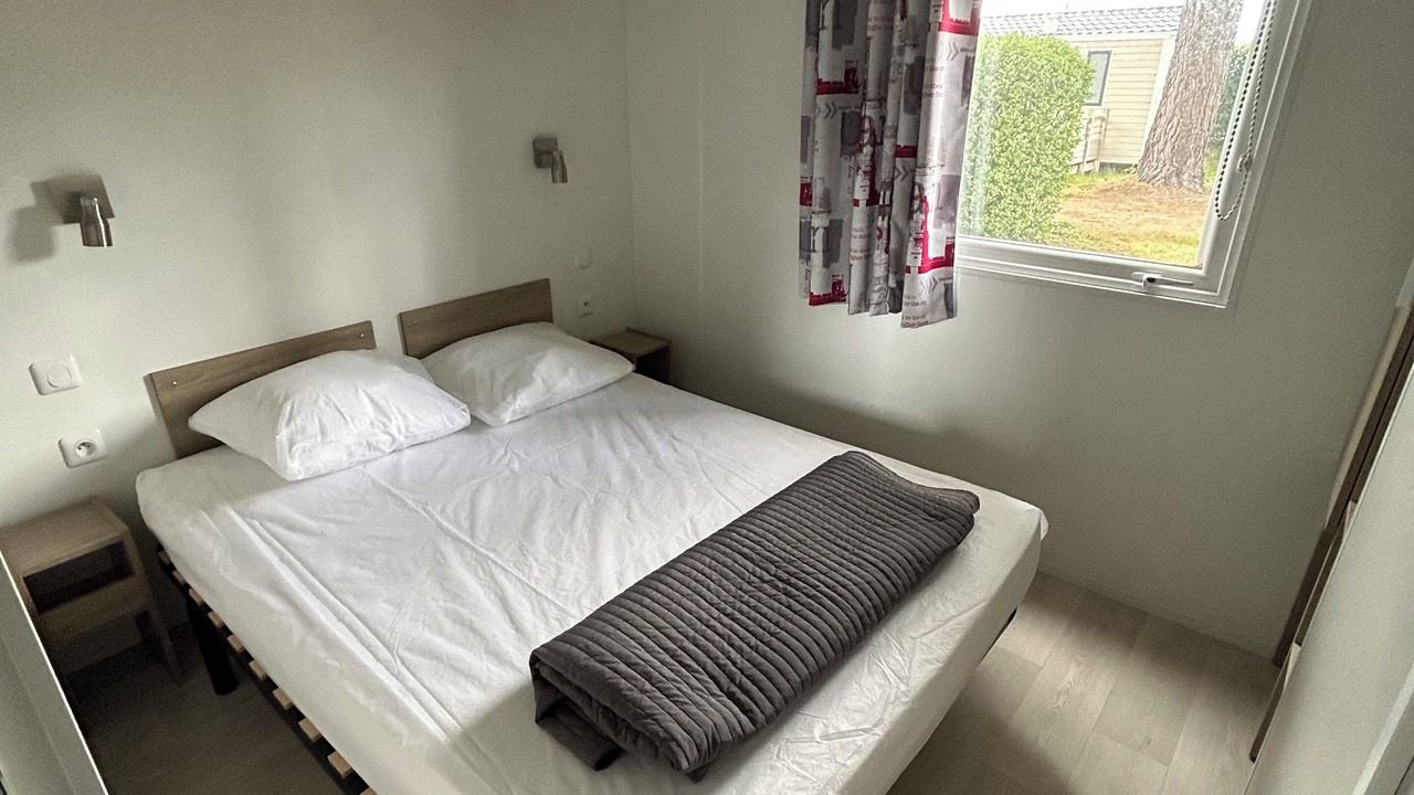 Photo of Bedroom in Saint-Michel-en-Greve