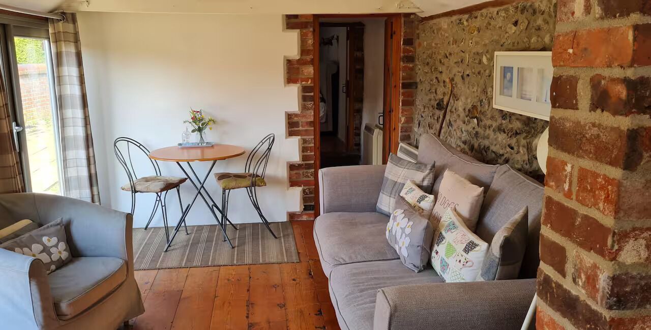 Photo of Others in Holt