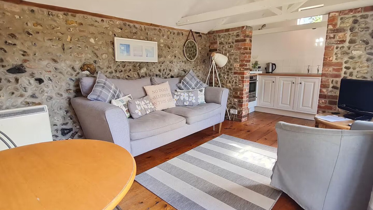 Photo of Others in Holt