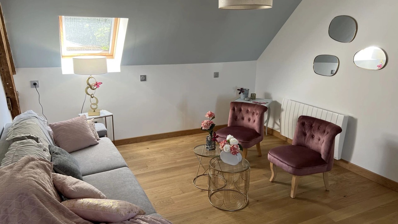 Photo of Bedroom in Neuilly-le-Real