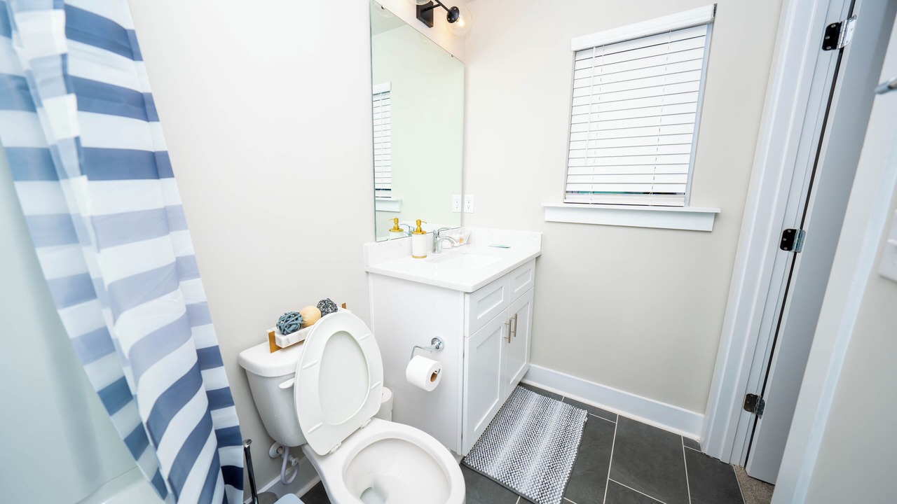 Photo of Bathroom in Sheffield Park