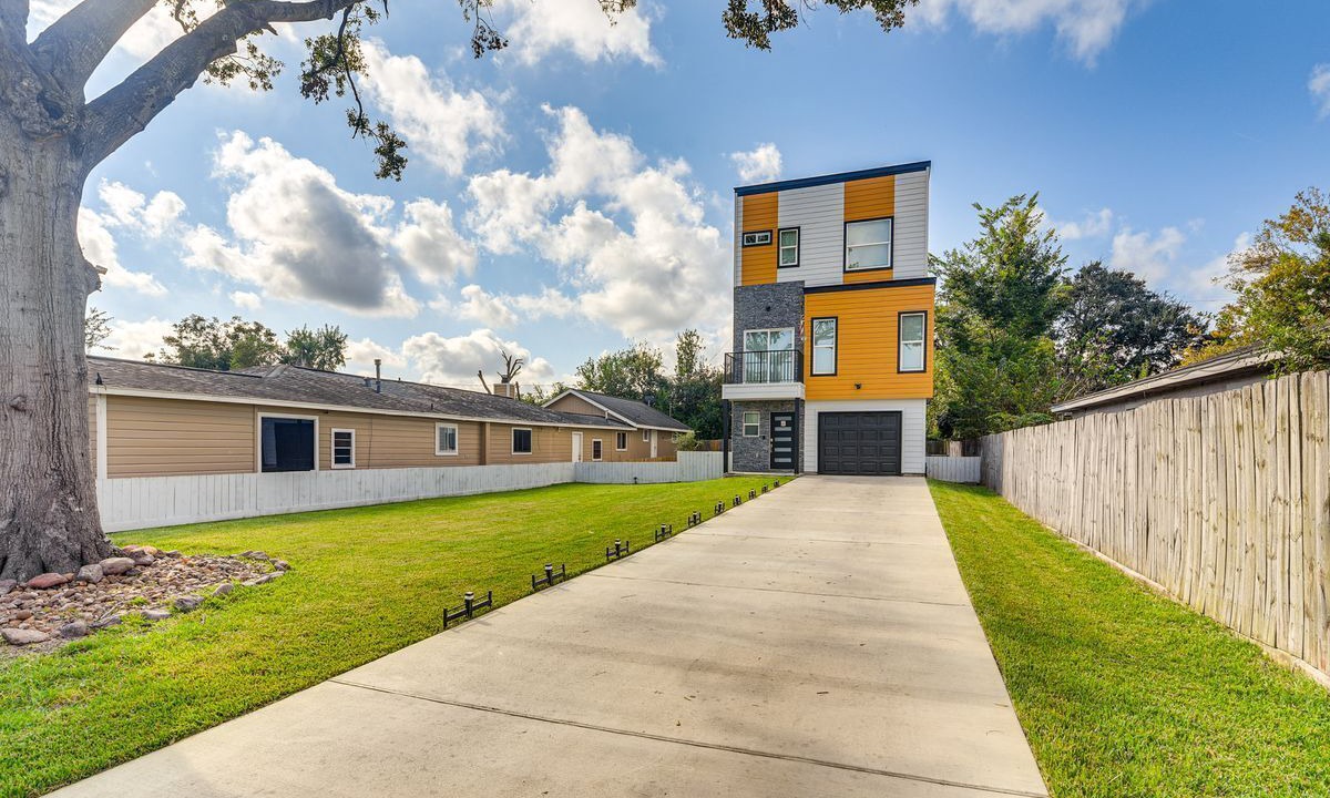 Photo of Outdoor in South Houston