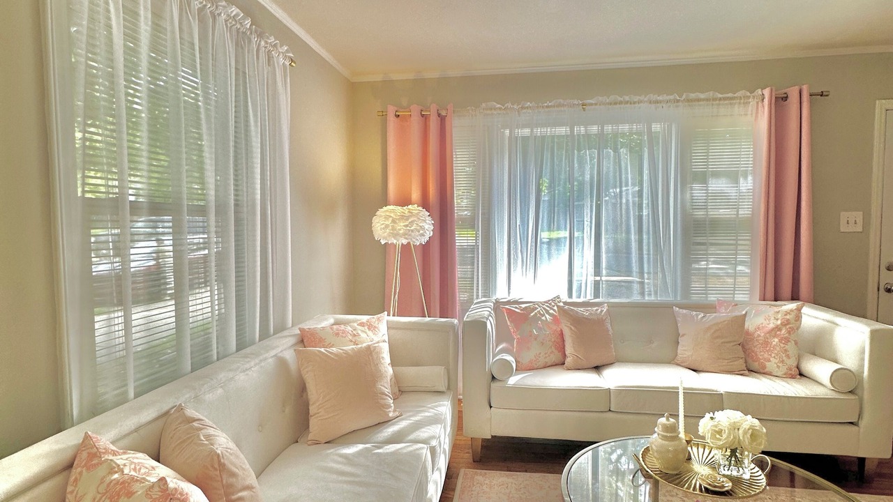 Photo of Livingroom in Paw Creek
