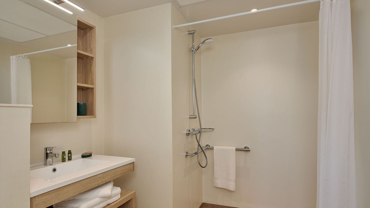 Photo of Bathroom in Rouen