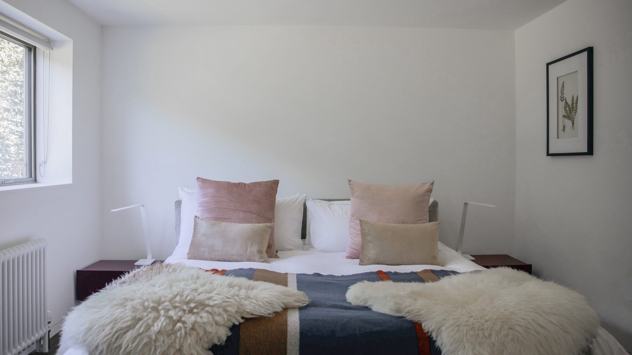 Photo of Others in Weem