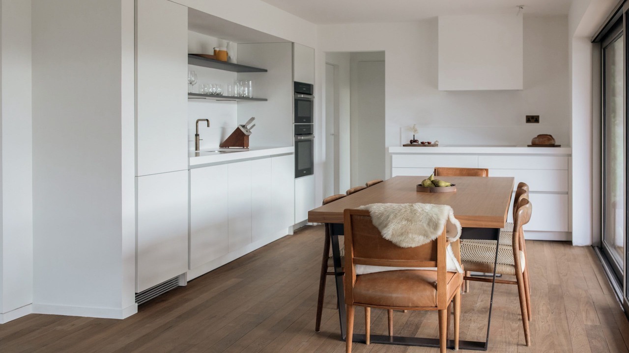 Photo of Others in Weem