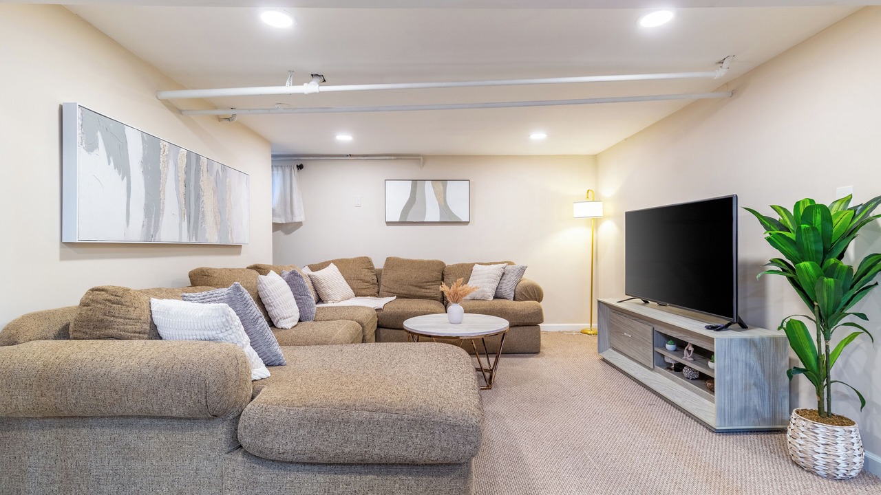 Photo of Livingroom in Bluemont