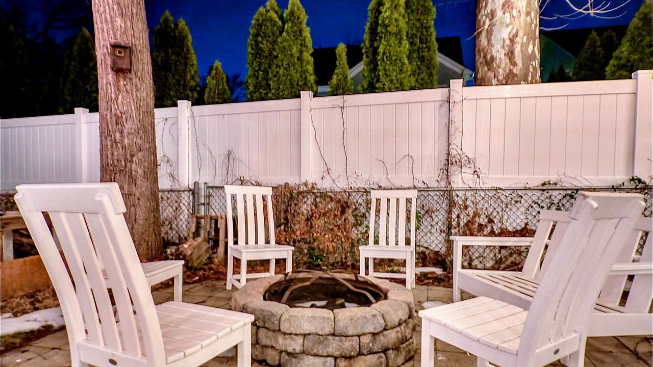 Photo of Patio Balcony in Bluemont
