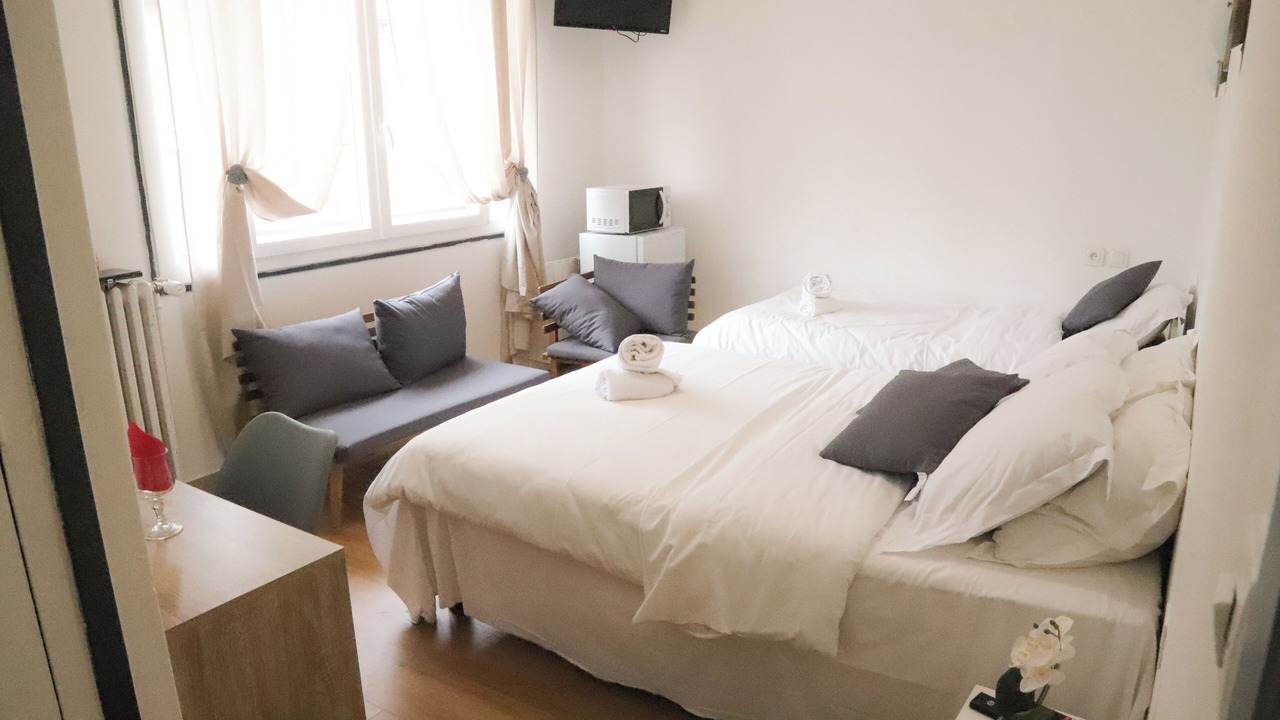 Photo of Bedroom in Breteuil